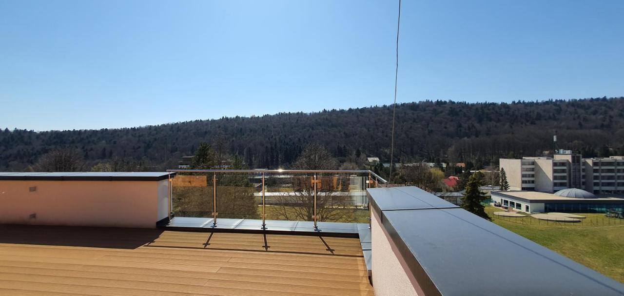 Penthouse Apartman Rezidencia Mineral Bardejovske Kupele Exterior photo