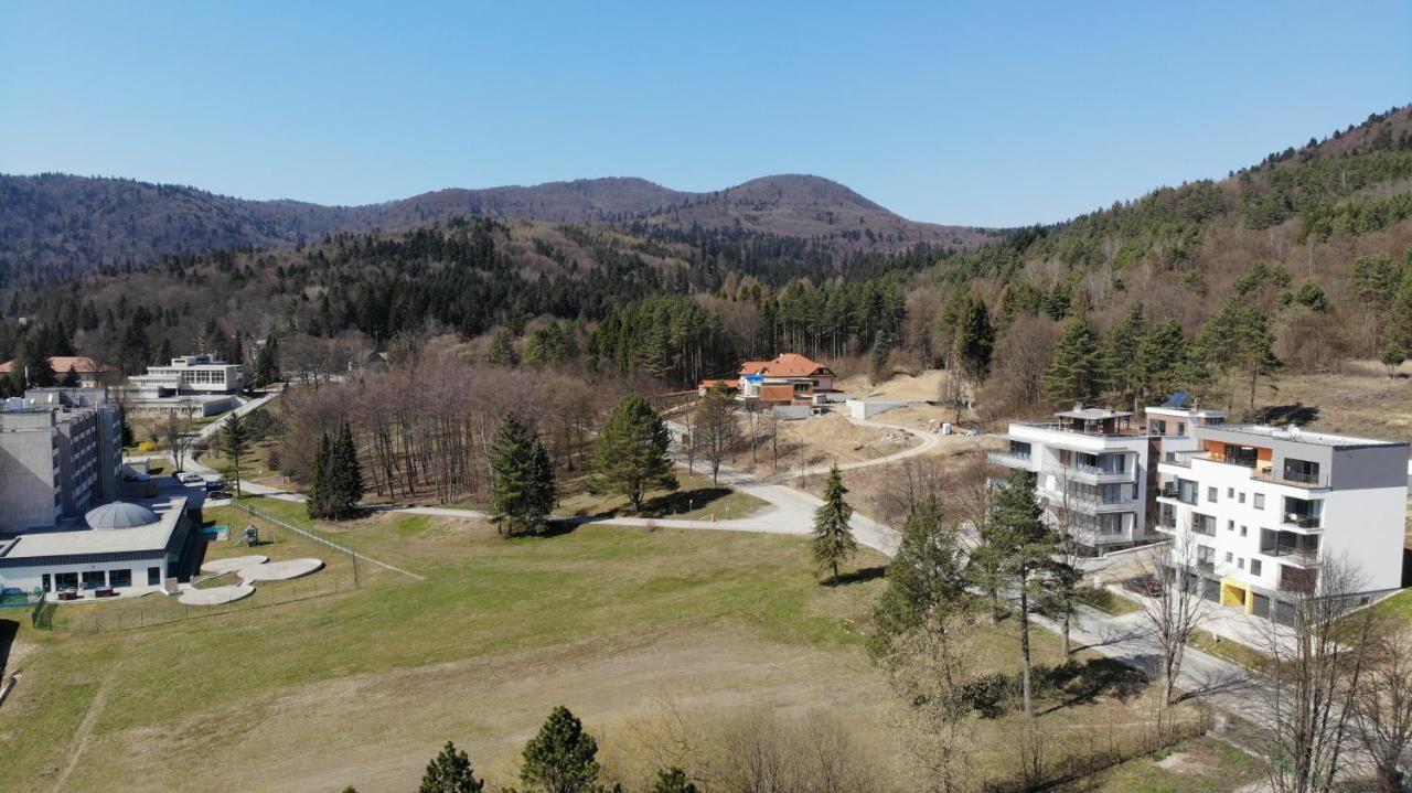 Penthouse Apartman Rezidencia Mineral Bardejovske Kupele Exterior photo